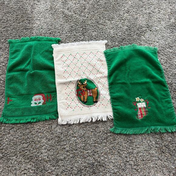 LOT of 3 Christmas Themed Hand Towels Reindeer Santa Claus Stocking & Poinsettia - Picture 1 of 11